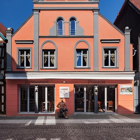 U-Nautic Restaurant & Pension 瓦伦 外观 照片